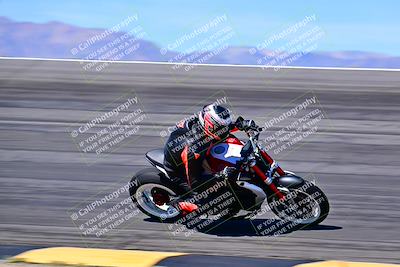 media/Mar-25-2024-Moto Forza (Mon) [[8d4319bd68]]/4-Novice Group/Session 3 (Bowl)/